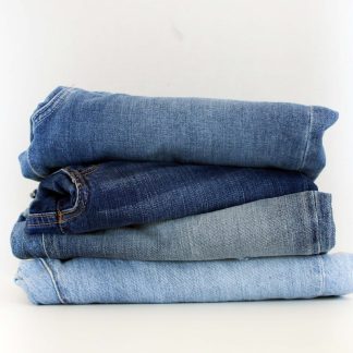 Relaxed Straight Jeans